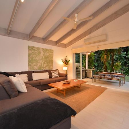 Pavilions In The Palms Heated Pool Short Path To Beach Five Bedrooms Sleeps 14 Port Douglas Zewnętrze zdjęcie