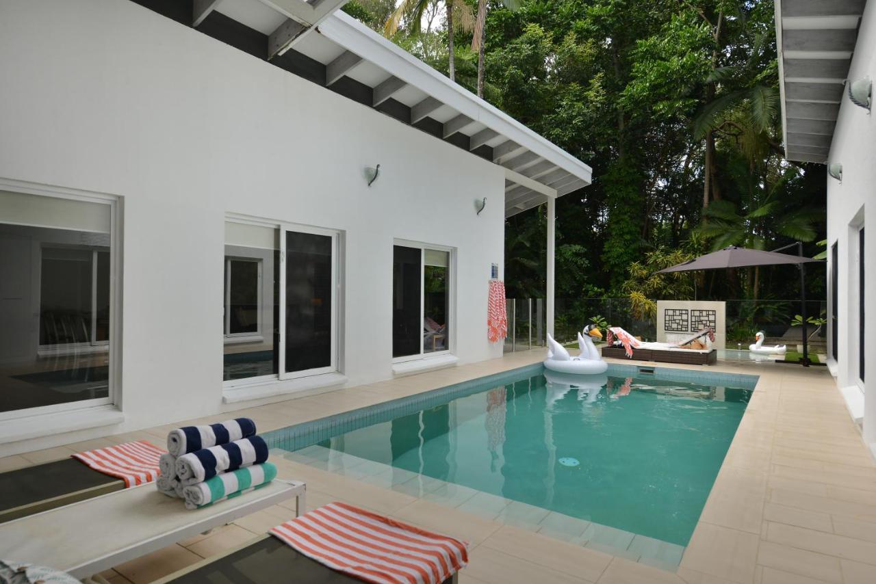 Pavilions In The Palms Heated Pool Short Path To Beach Five Bedrooms Sleeps 14 Port Douglas Zewnętrze zdjęcie