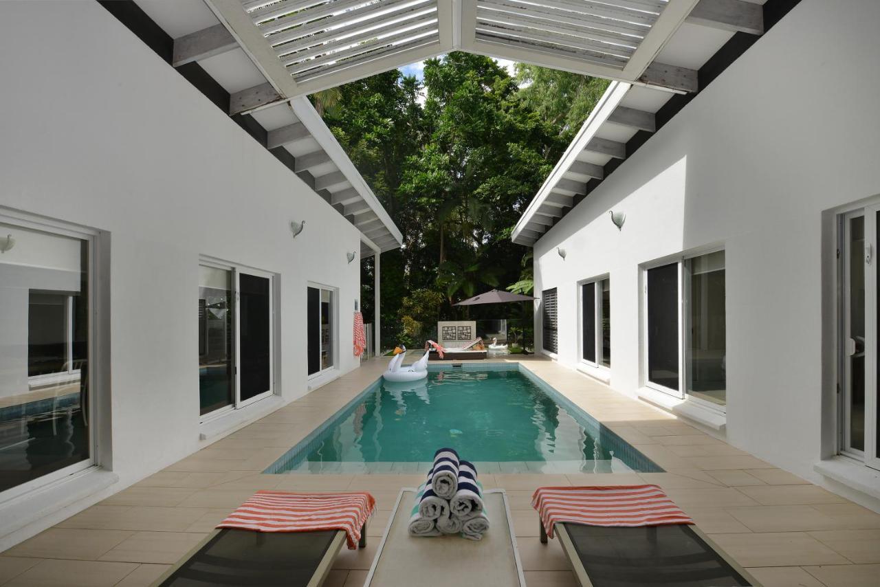 Pavilions In The Palms Heated Pool Short Path To Beach Five Bedrooms Sleeps 14 Port Douglas Zewnętrze zdjęcie