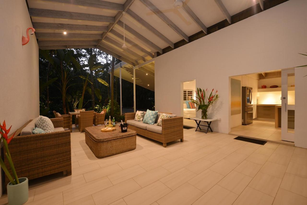 Pavilions In The Palms Heated Pool Short Path To Beach Five Bedrooms Sleeps 14 Port Douglas Zewnętrze zdjęcie