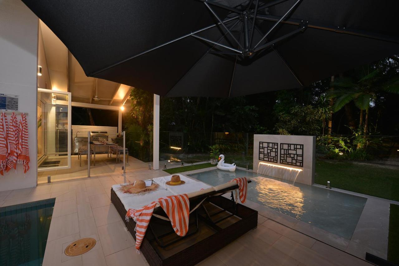 Pavilions In The Palms Heated Pool Short Path To Beach Five Bedrooms Sleeps 14 Port Douglas Zewnętrze zdjęcie